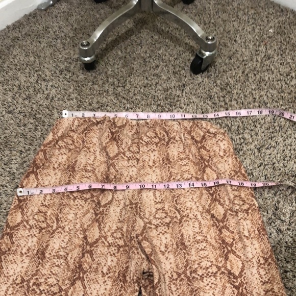 Lovers And Friends Revolve Wide Leg Pants Size XL Brown Snakeskin High Rise - Picture 5 of 10